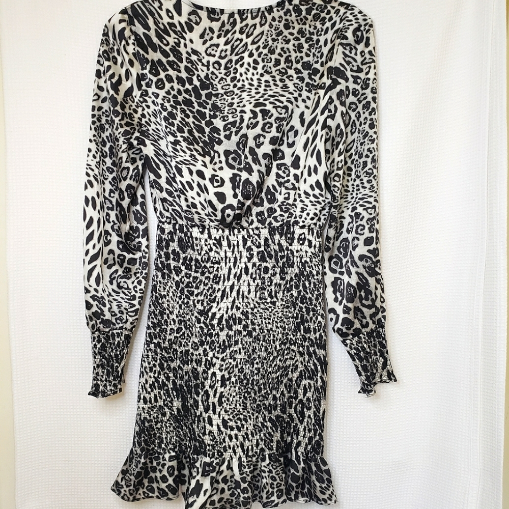 M Boutique Idem Ditto Women's Small Leopard Print Mini Smocked Dress